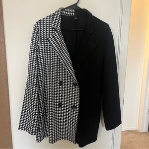 Chic Black and White Houndstooth Blazer